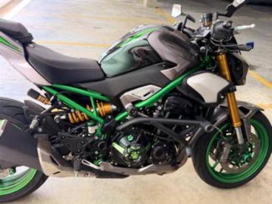 KAWASAKI Z900 R EDITION KAWASAKI Z900 R EDITION